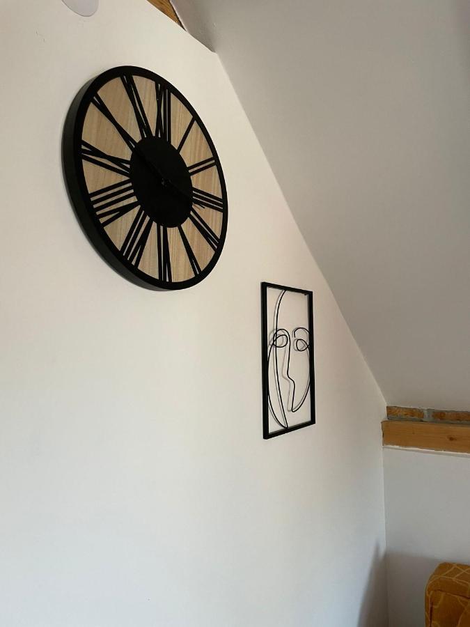 Apartmani Marija Zemun Zemun Polje Exteriör bild