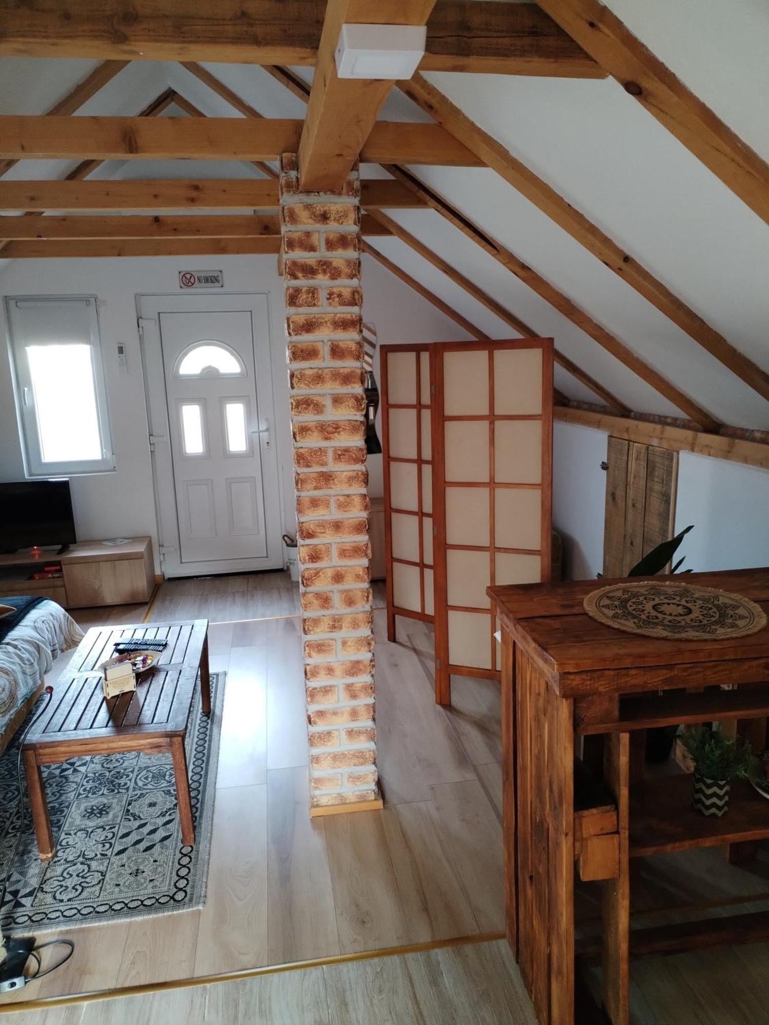 Apartmani Marija Zemun Zemun Polje Exteriör bild